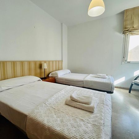 Guest House Teatinos Малага Екстер'єр фото